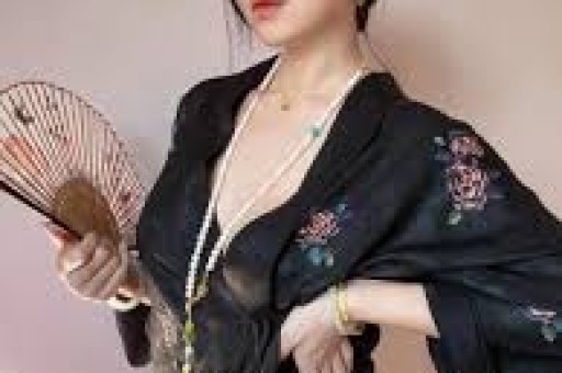 娱乐圈大瓜连连:出轨、当爸、婚礼与粉丝疯狂挤爆现场 娱乐圈大瓜连连:出轨、当爸、婚礼与粉丝疯狂挤爆现场